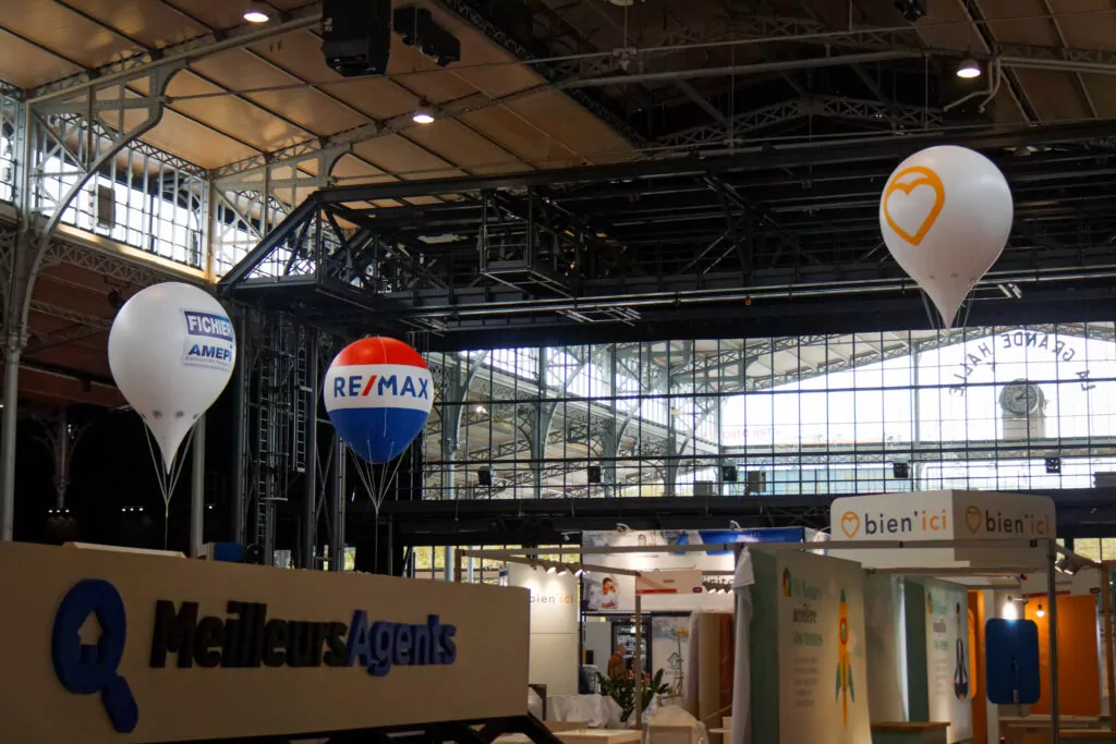 3 montgolfières hélium de 2m pour salon immobilier